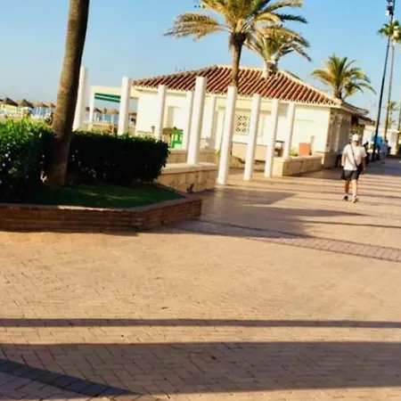 Beachfront 2 Bedroom Apartment, Seaview, Swimmingpool, Parking Apartment Fuengirola