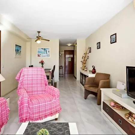 Apartment Beachfront 2 Bedroom Apartment, Seaview, Swimmingpool, Parking Fuengirola